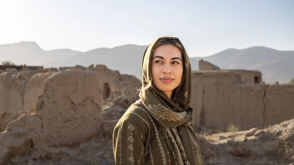 Taliban-documentaire Hila Noorzai terug op NPO Start na arrestatie geïnterviewde